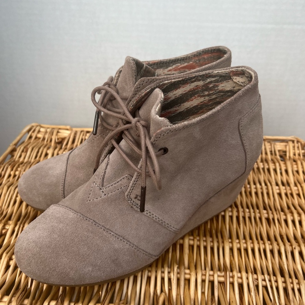Toms Wedged Booties